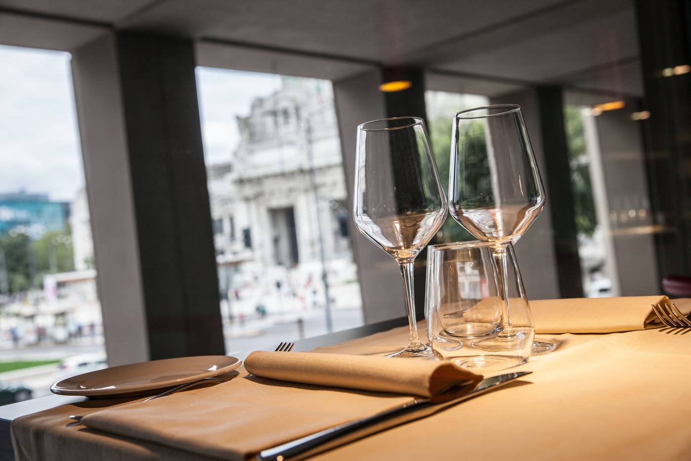 Glam-Milano-Restaurant-8