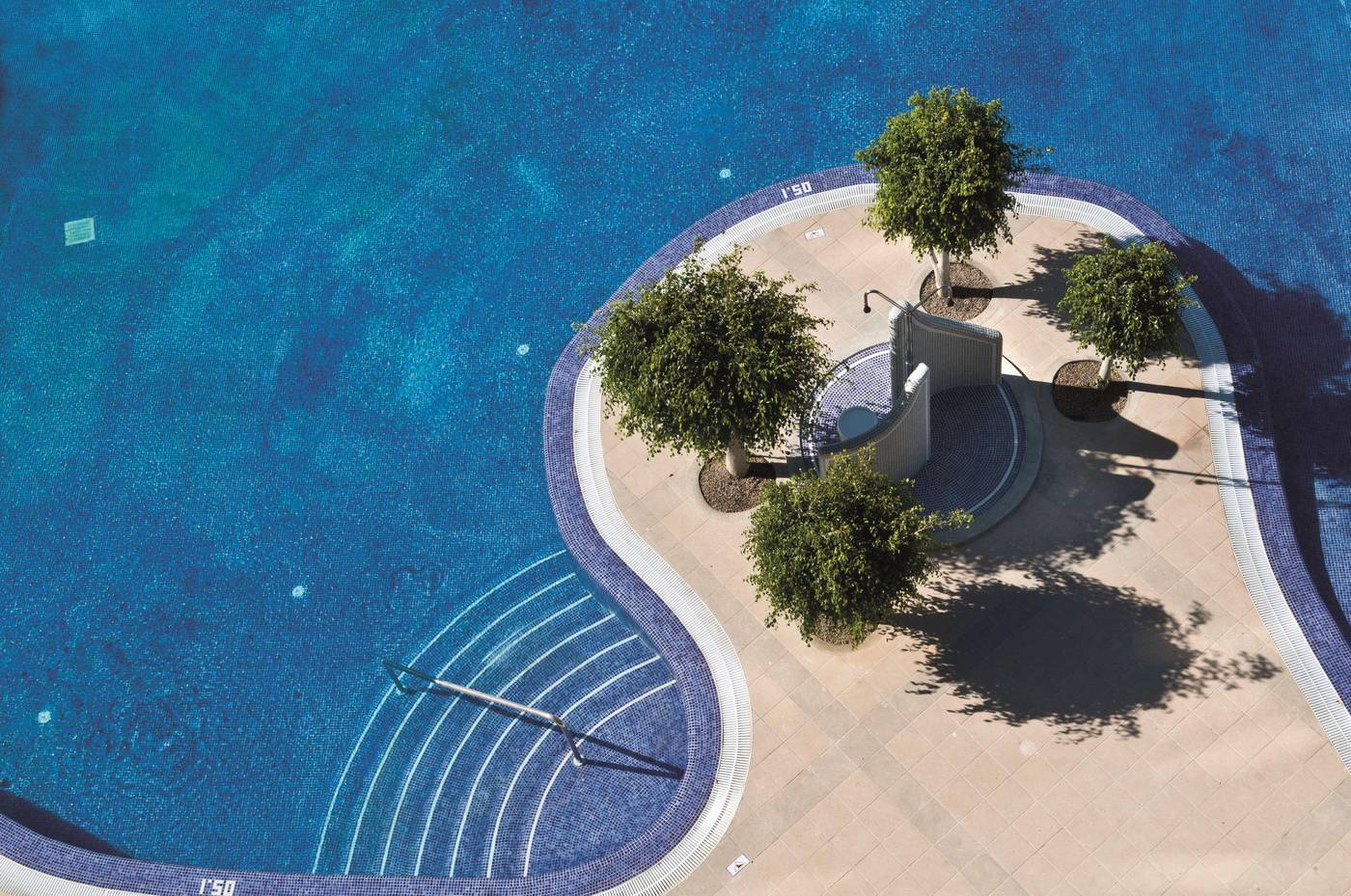 Radisson-Blu-Resort-Gran-Canaria-Pool-14