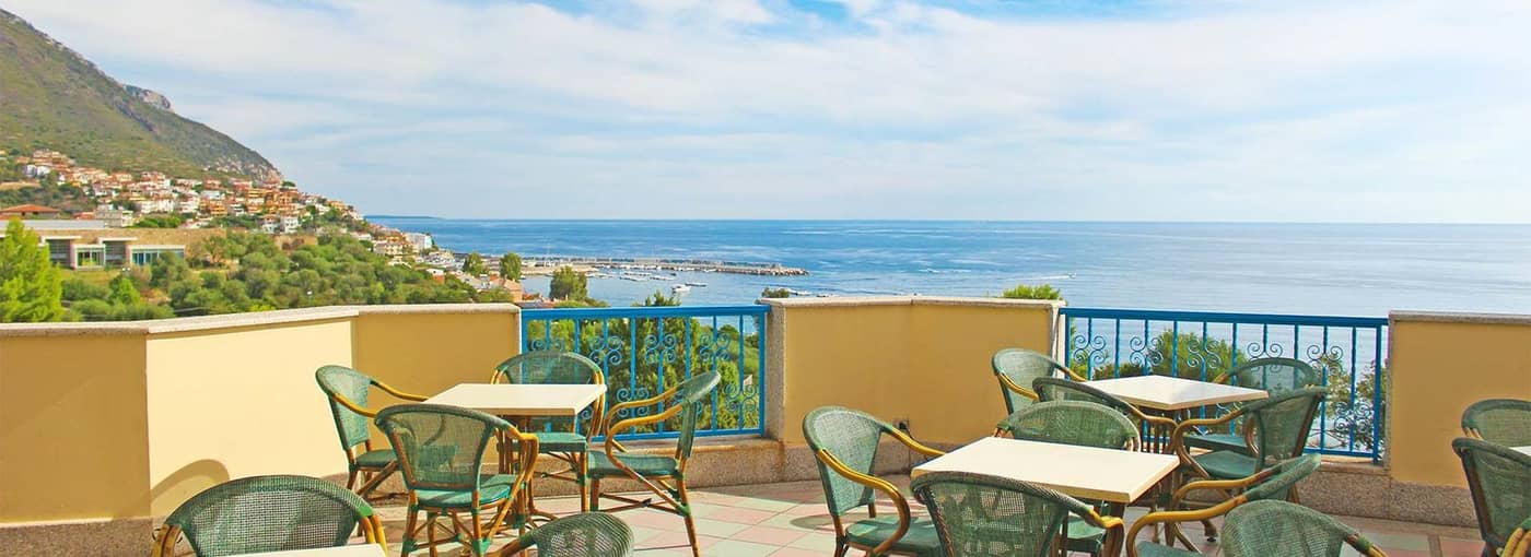 Club-Esse-Palmasera-Resort-Bar-21