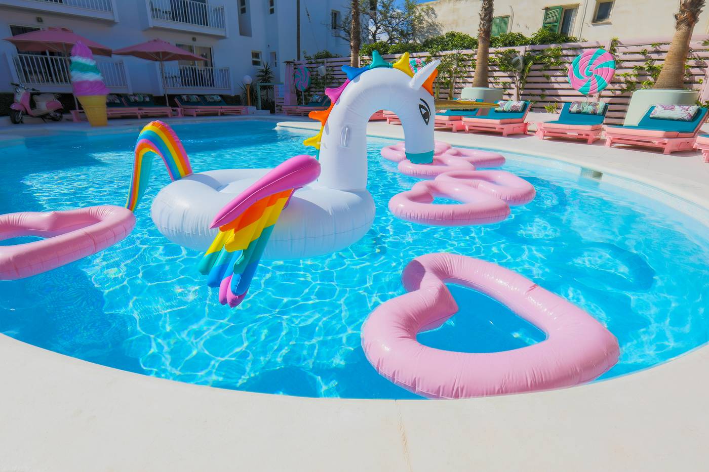 Wi-Ki-Woo-Hotel-Ibiza---Adults-Only-Pool-7