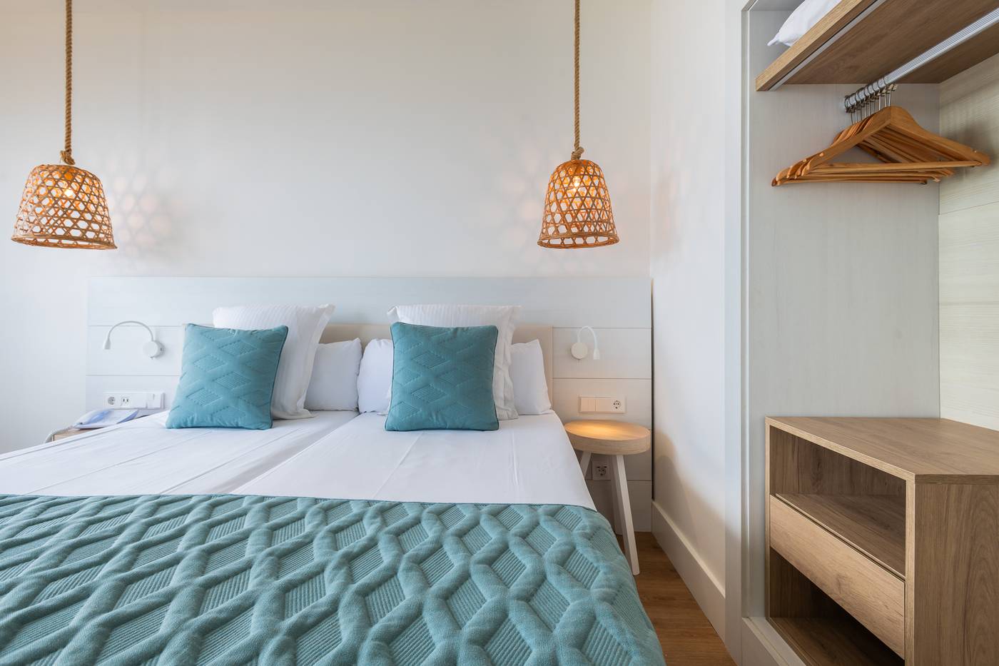 Leonardo-Royal-Hotel-Ibiza-Santa-Eulalia-Room-28