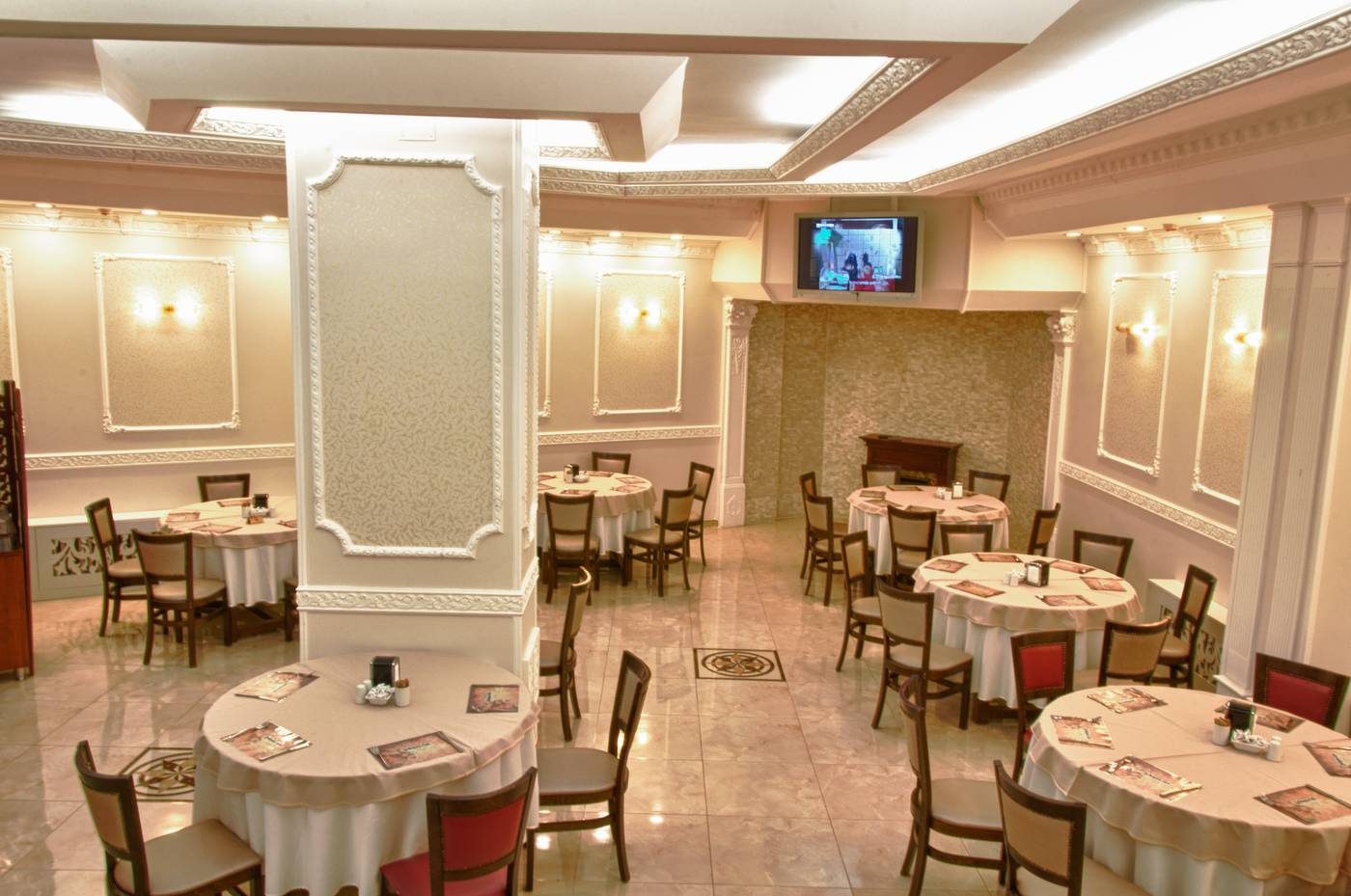 Santa-Pera-Restaurant-9