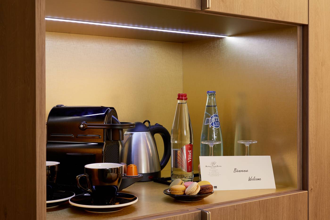 Auteuil-Tour-Eiffel-Bar-7