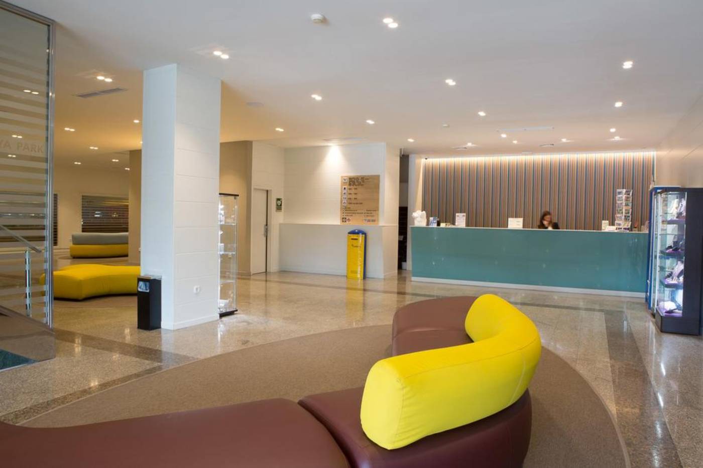 Prestige-Goya-Park-Lobby-45