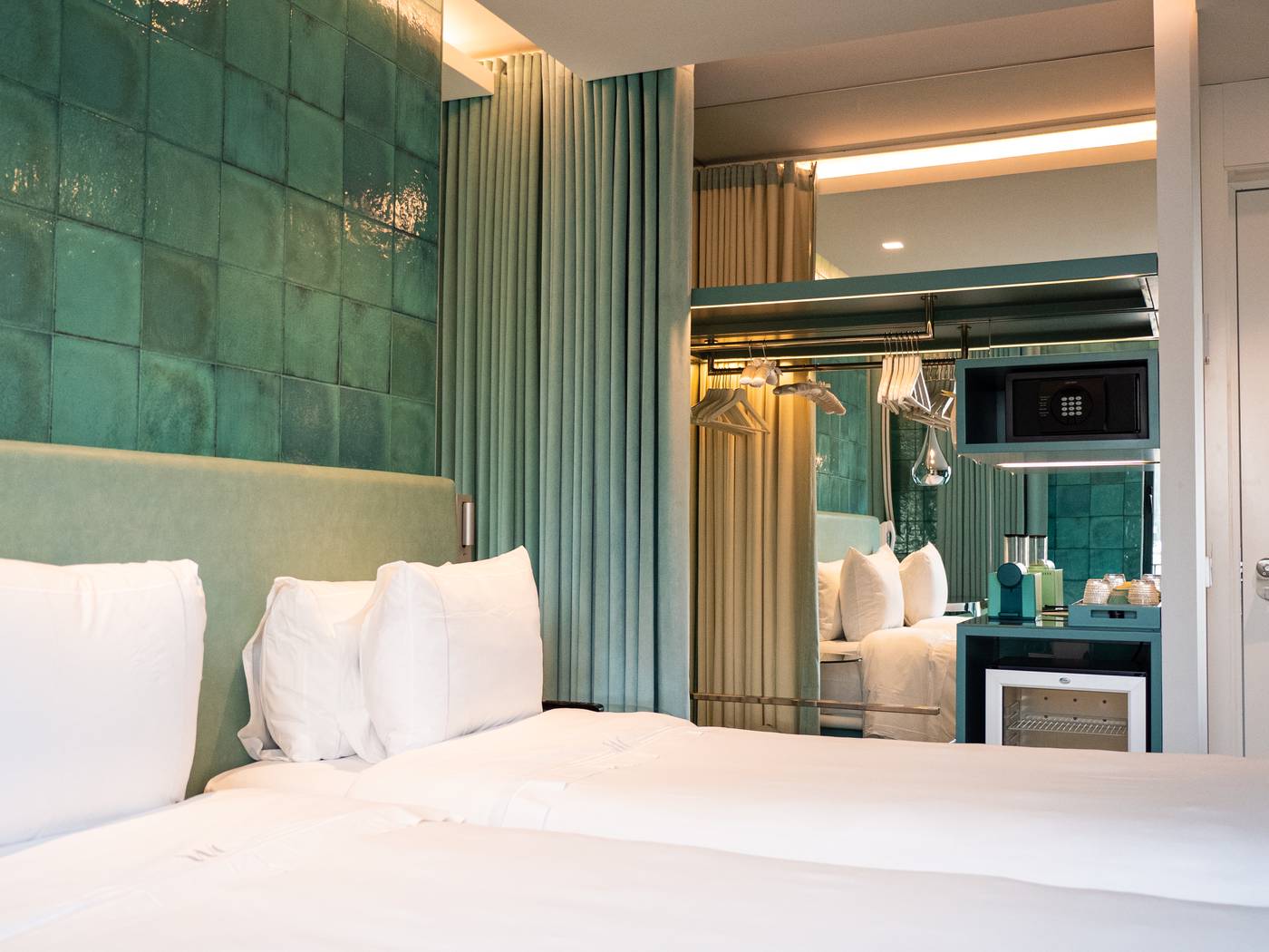 WC-by-The-Beautique-Hotels-Room-13