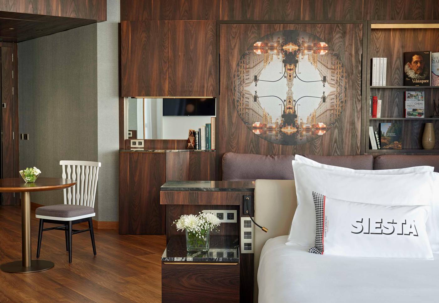 Hyatt-Centric-Gran-Via-Madrid-Room-70