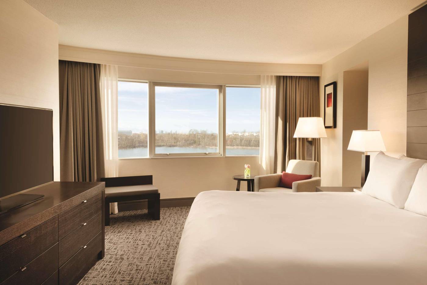 Radisson-Hotel-Vancouver-Airport-Room-30