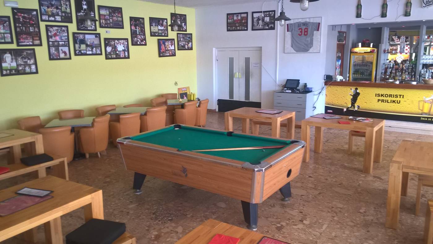 Delfin-Hvar-Sports-and-Entertainment-15