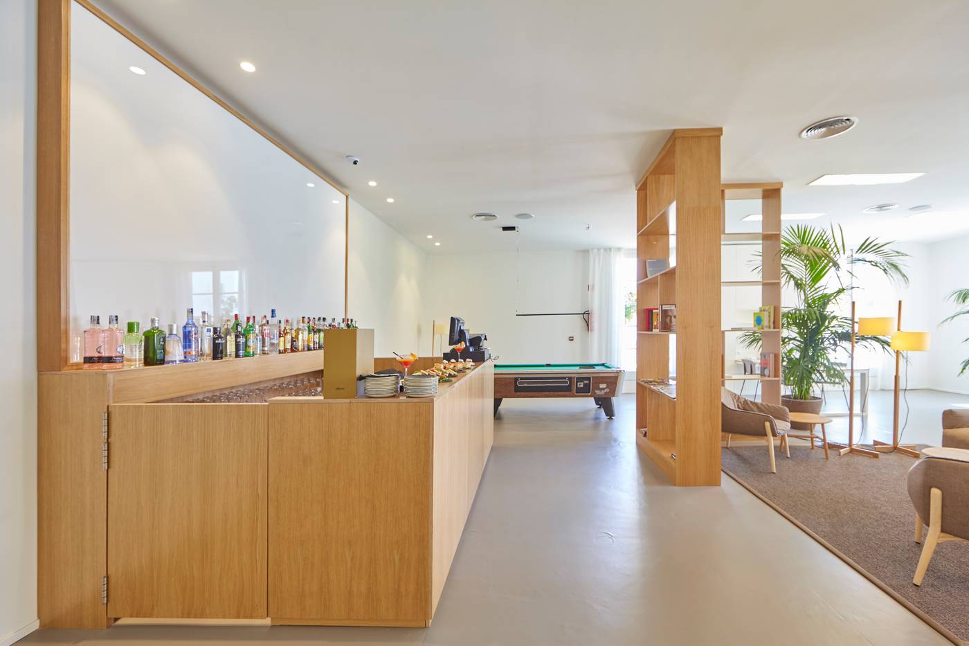 Prinsotel-la-Caleta-Apts--Sports-and-Entertainment-40