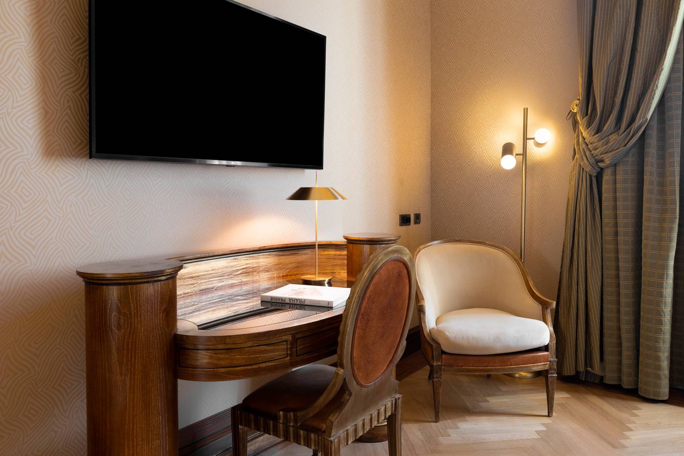 HOTEL-CARLO-IV--BOSCOLO-PRAHA-Room-44