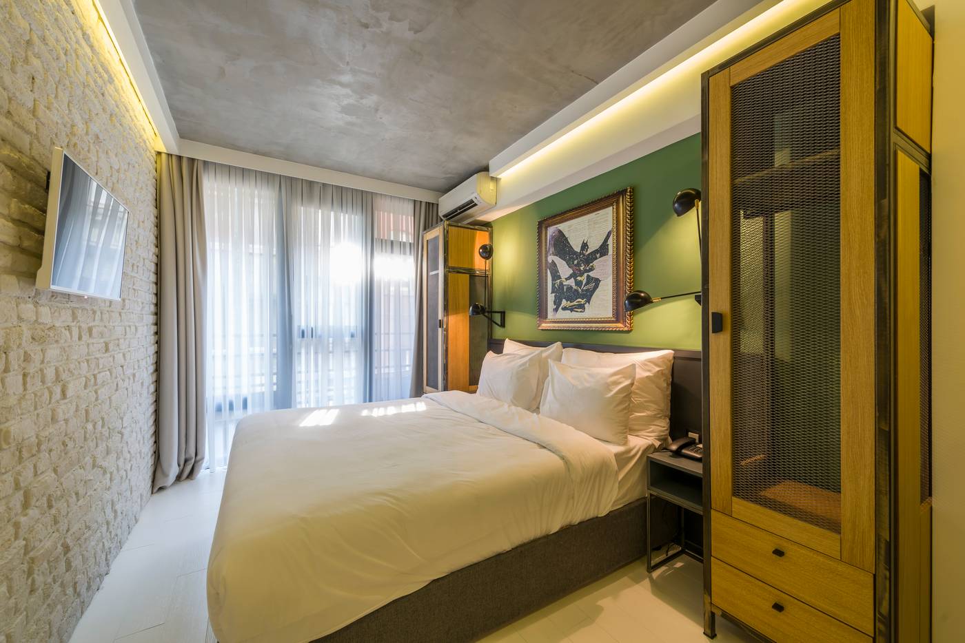 Fitas-Oda-Hotel-Room-15