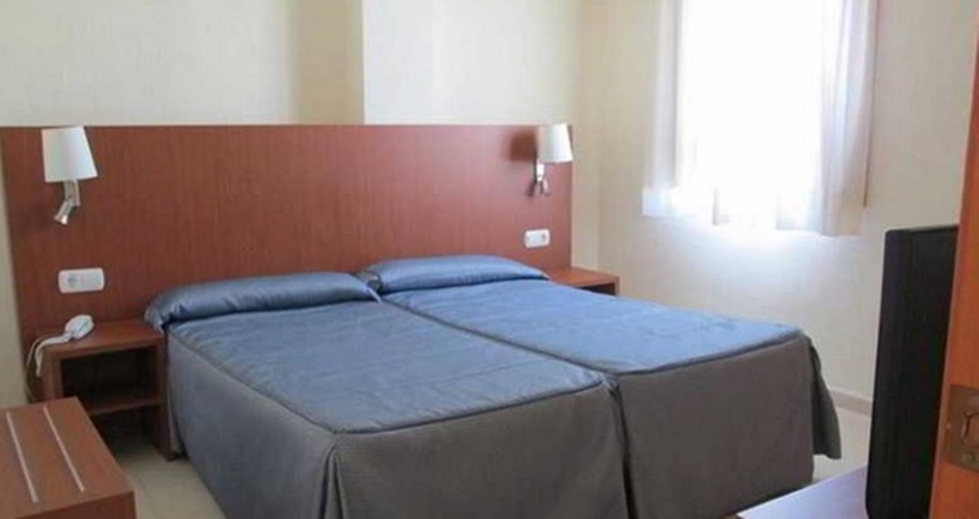 Hotel-Playas-De-Torrevieja-Room-32
