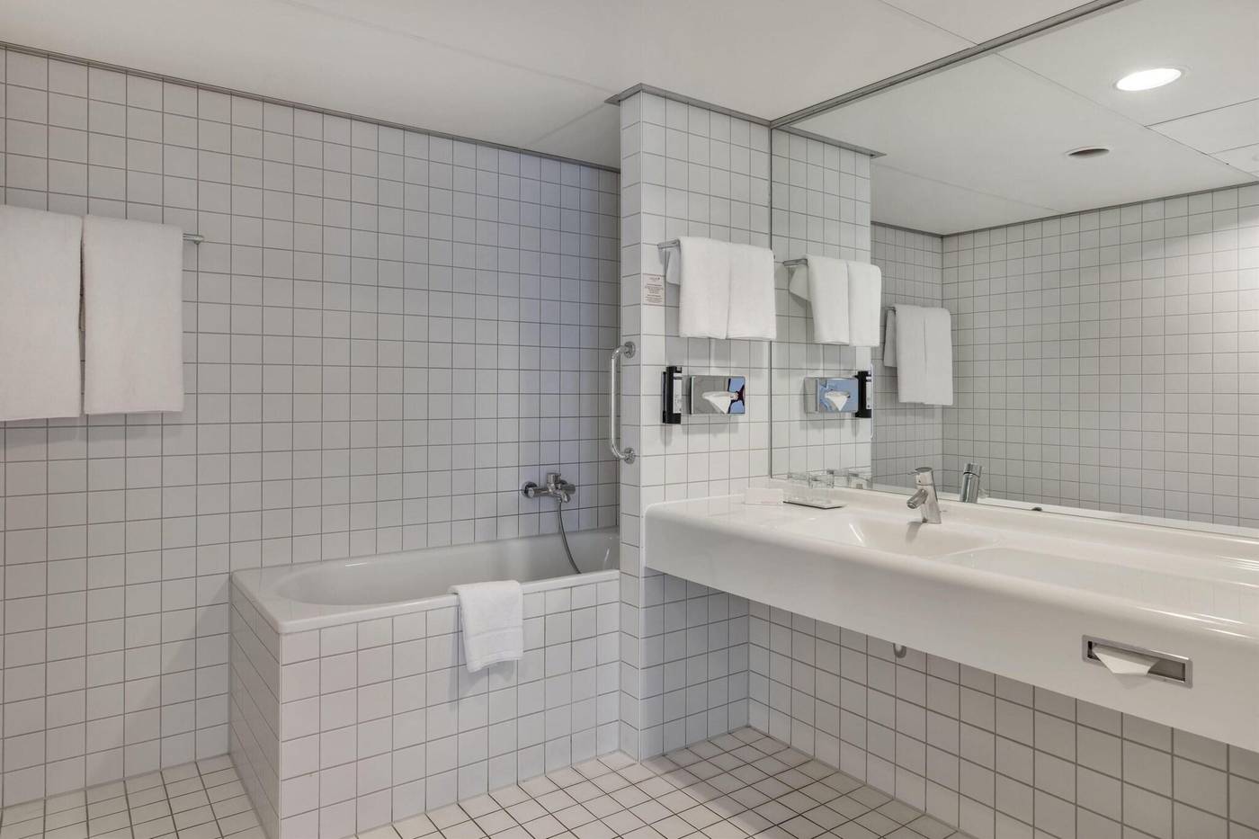 Arcotel-Velvet-Berlin-Room-46