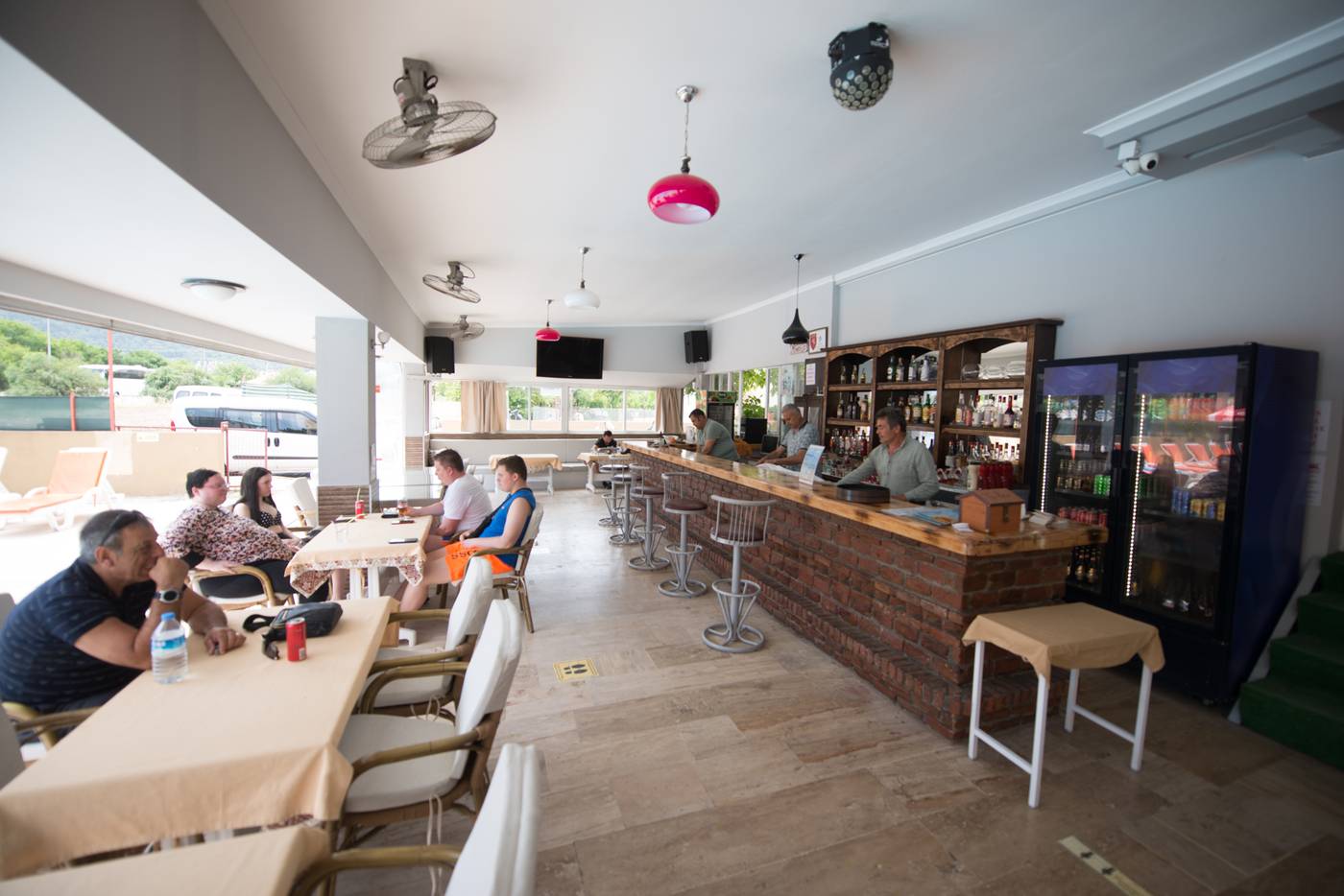 Albatros-Apartments-Bar-36