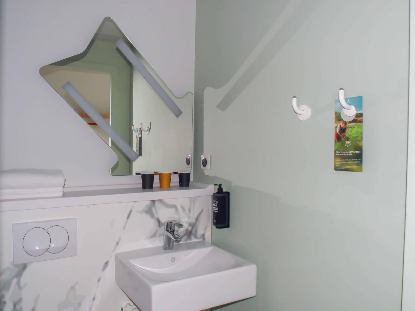 ibis Styles Rouen Centre Rive Gauche-France-ROUEN-Room-10
