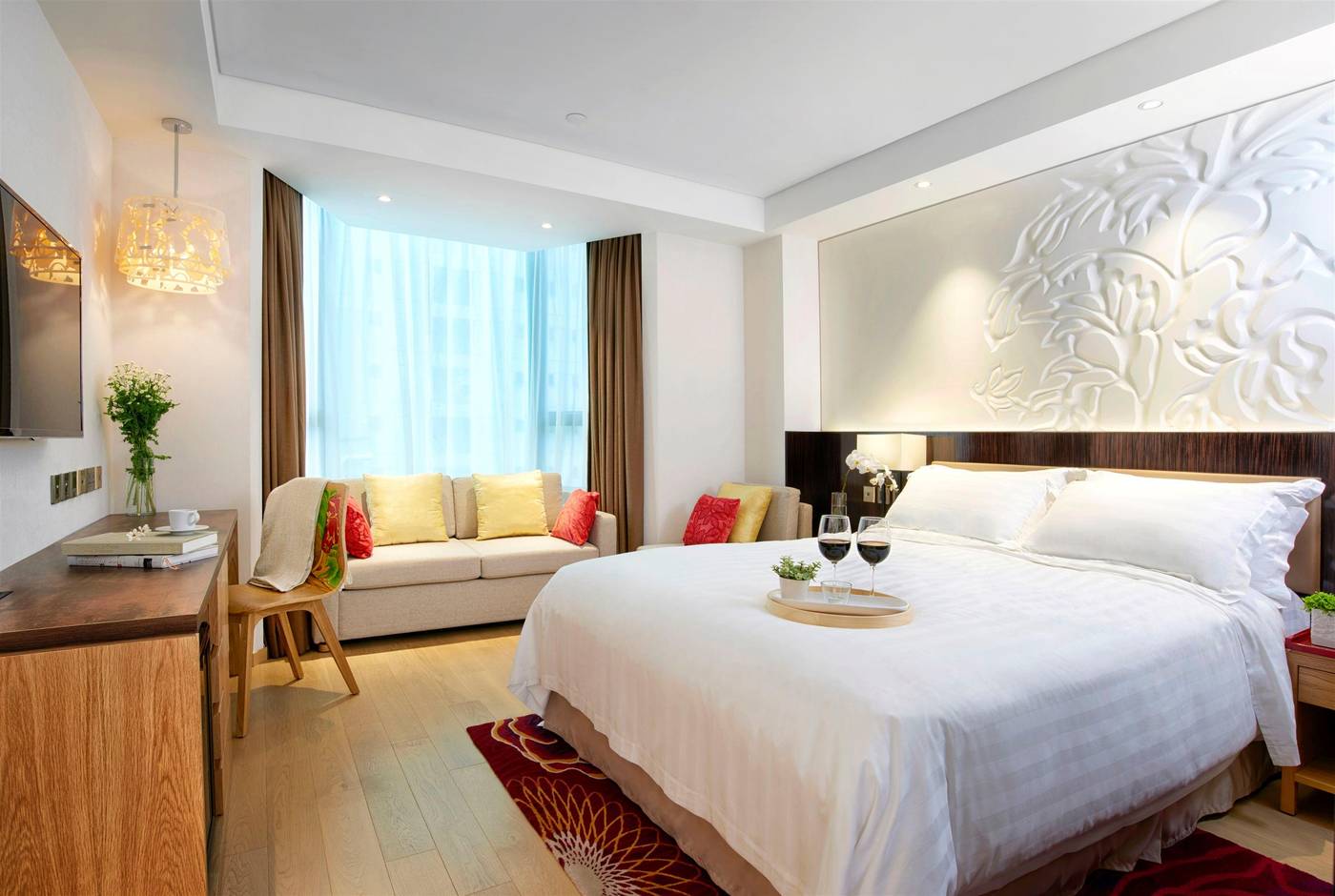 Wharney-Hotel-Room-5