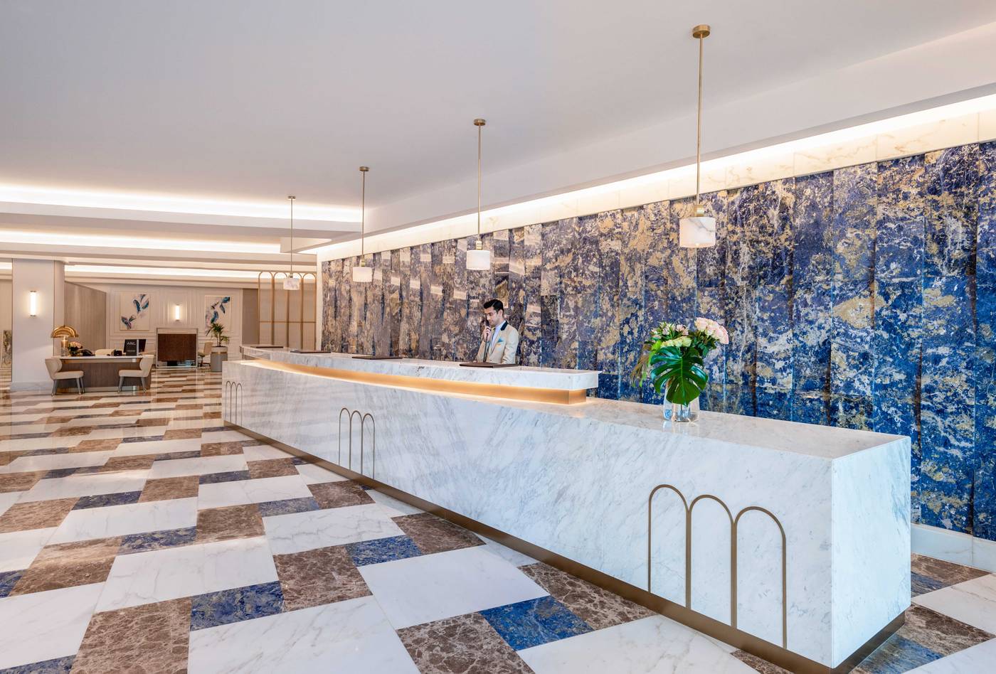 Sofitel-Dubai-Jumeirah-Beach-Lobby-73