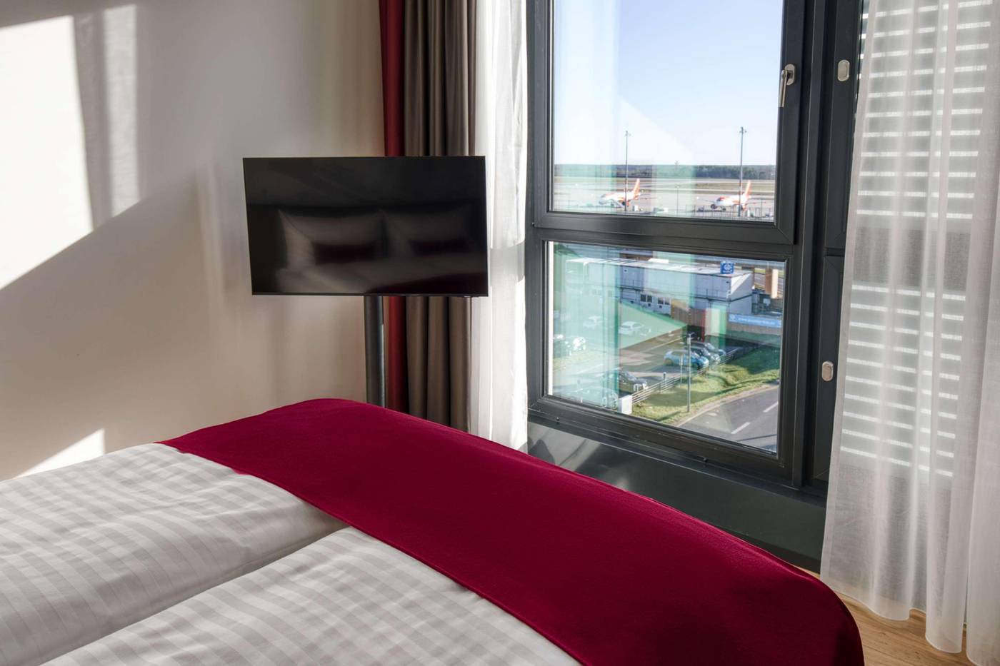 IntercityHotel-Berlin-Airport-BER-Terminal-1-2-Room-47