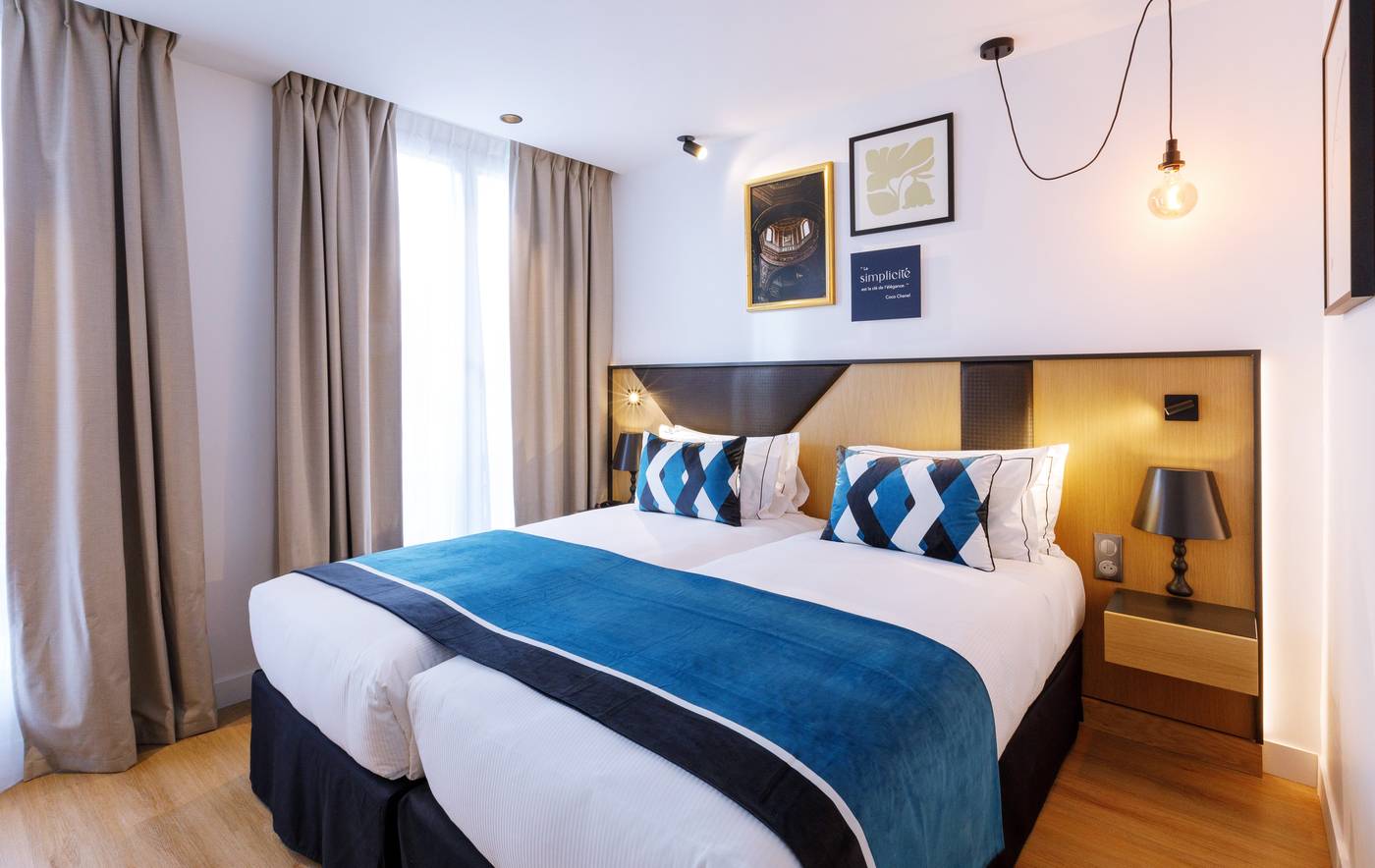 Star-Champs-Elysees-Room-11