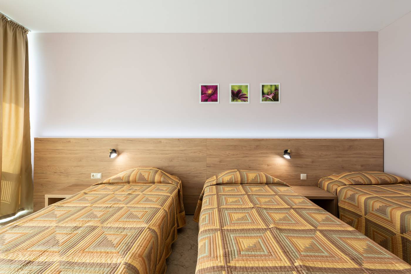 Ivana-Palace-Hotel-Room-26