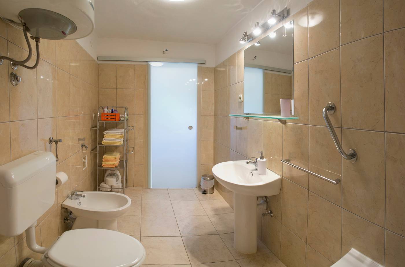 Apartment-Alma-Room-33