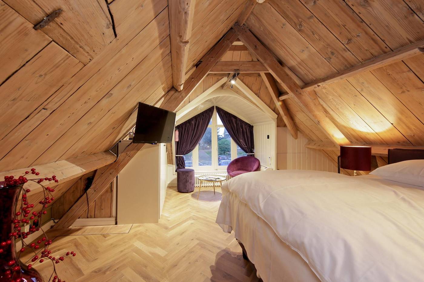 Hotel-Suites-Wilma-J-Room-20