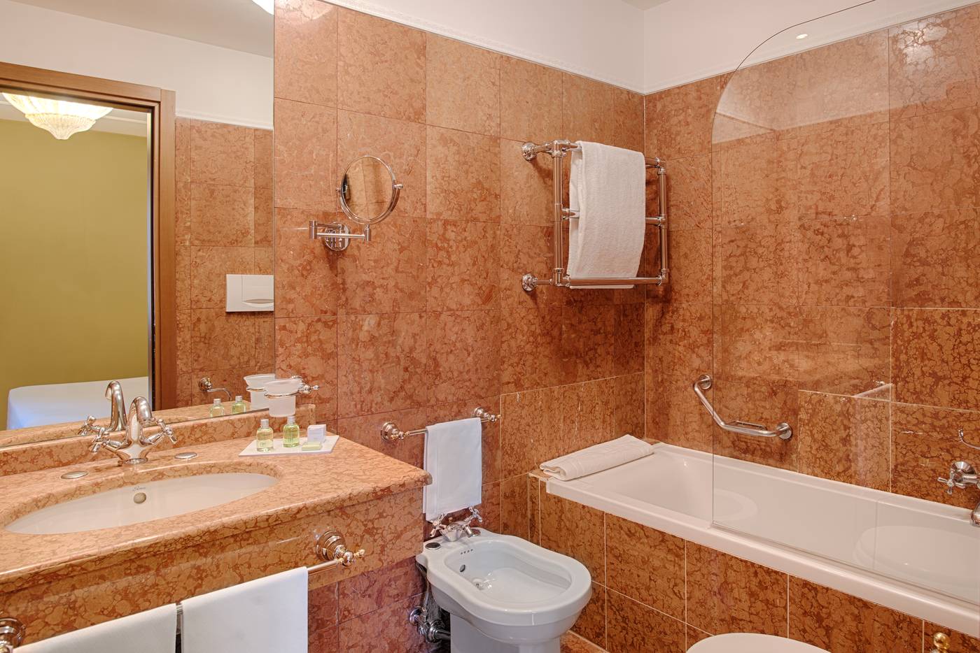 NH-Venezia-Santa-Lucia-Room-41