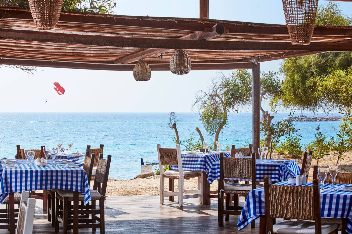 Grecian-Bay-Hotel-Restaurant-77