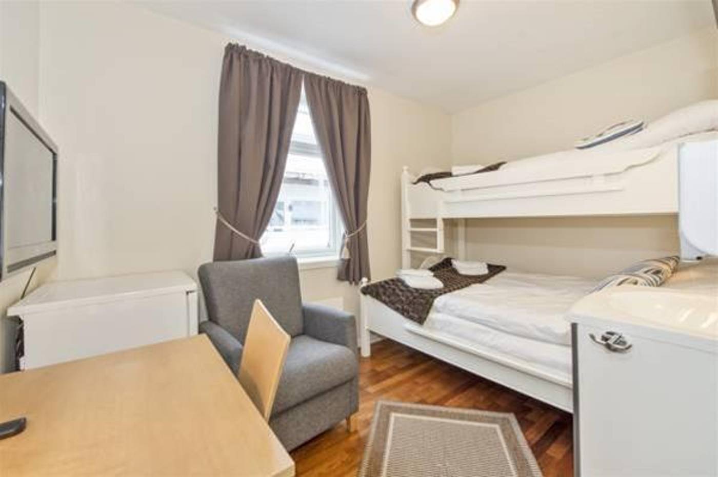 Enter Backpack Hotel-Norway-TROMSO-General view-7