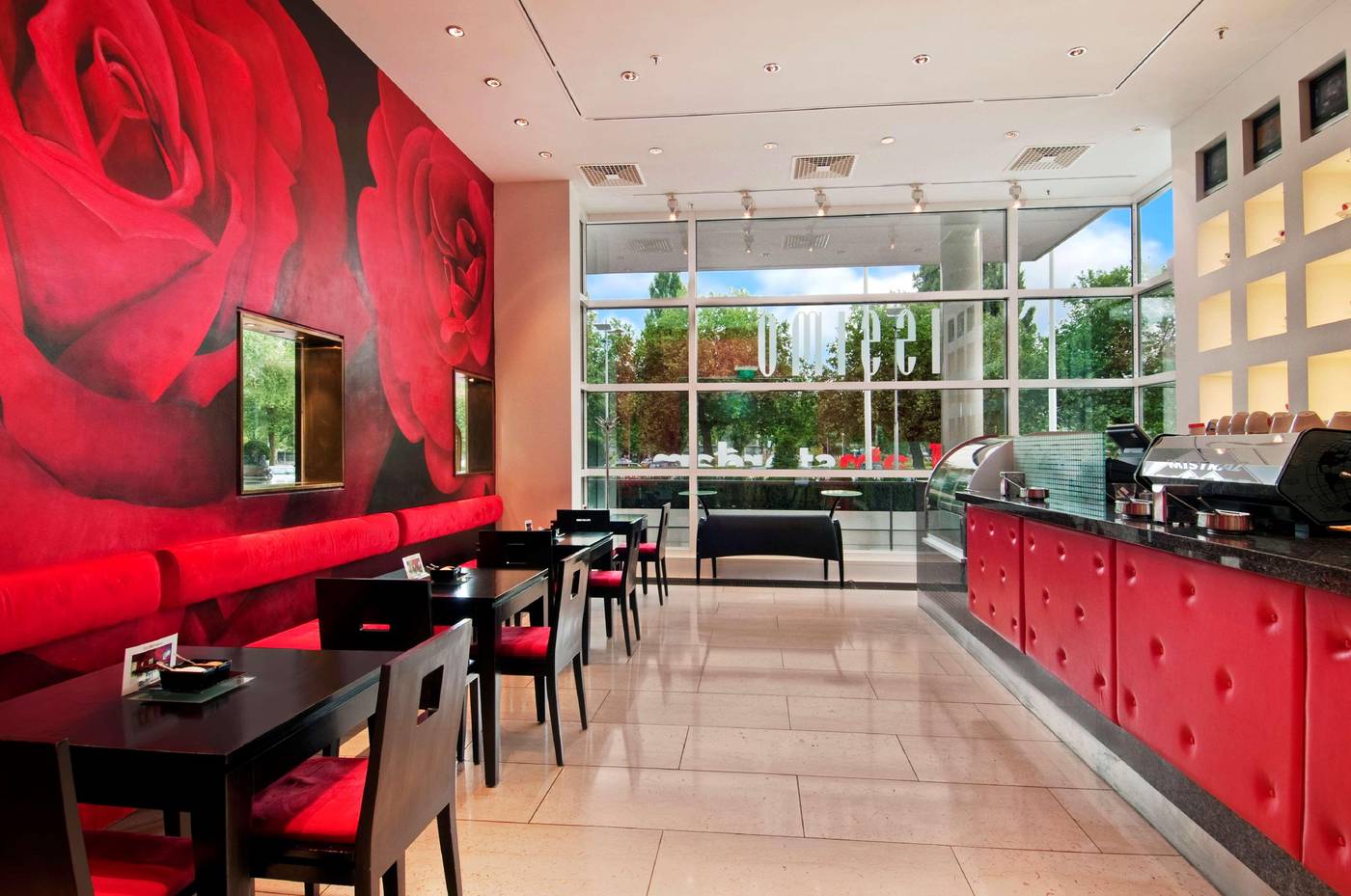 Hilton-Amsterdam-Restaurant-20