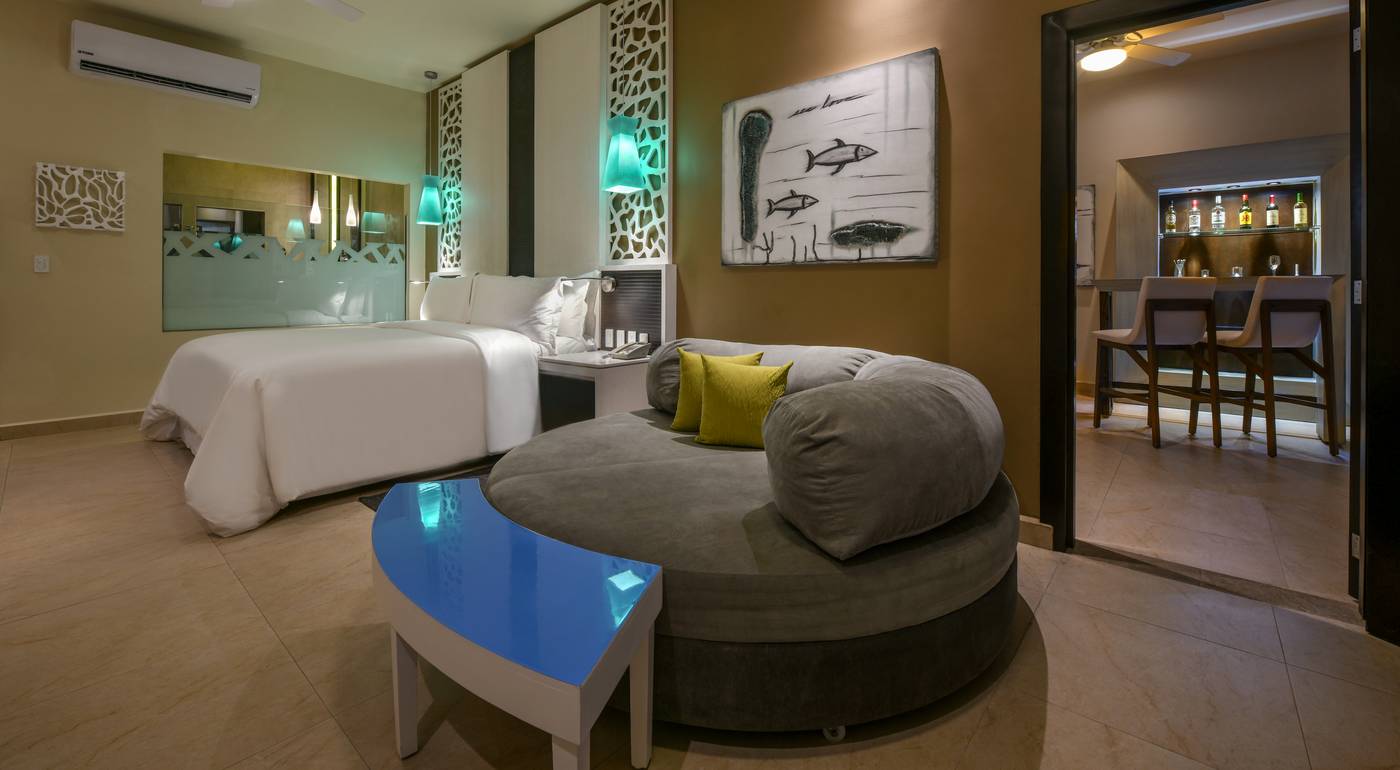 El Dorado Seaside Suites 13.10