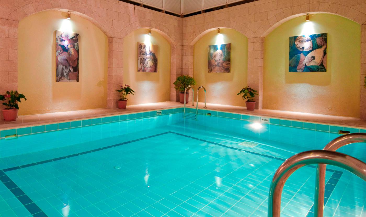 Alexandra-Pool-27
