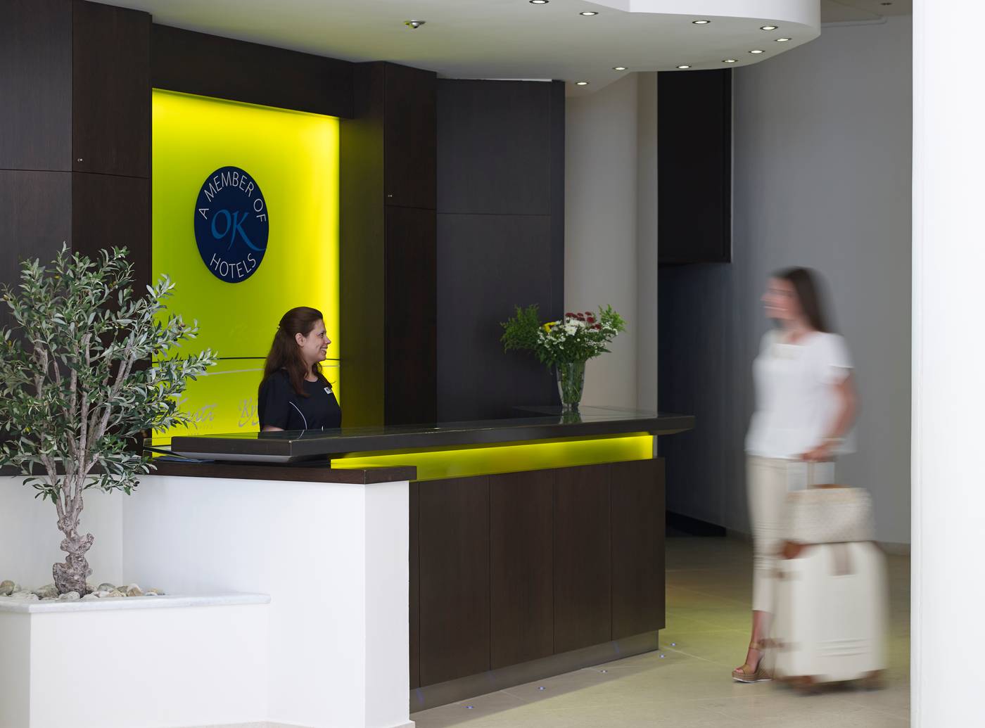 Kriti-Beach-Lobby-61