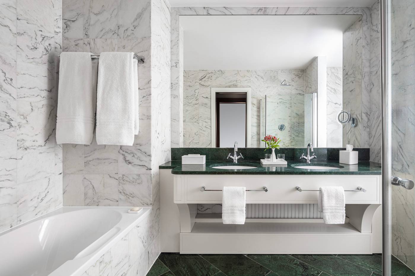 Anantara-New-York-Palace-Budapest-Room-52