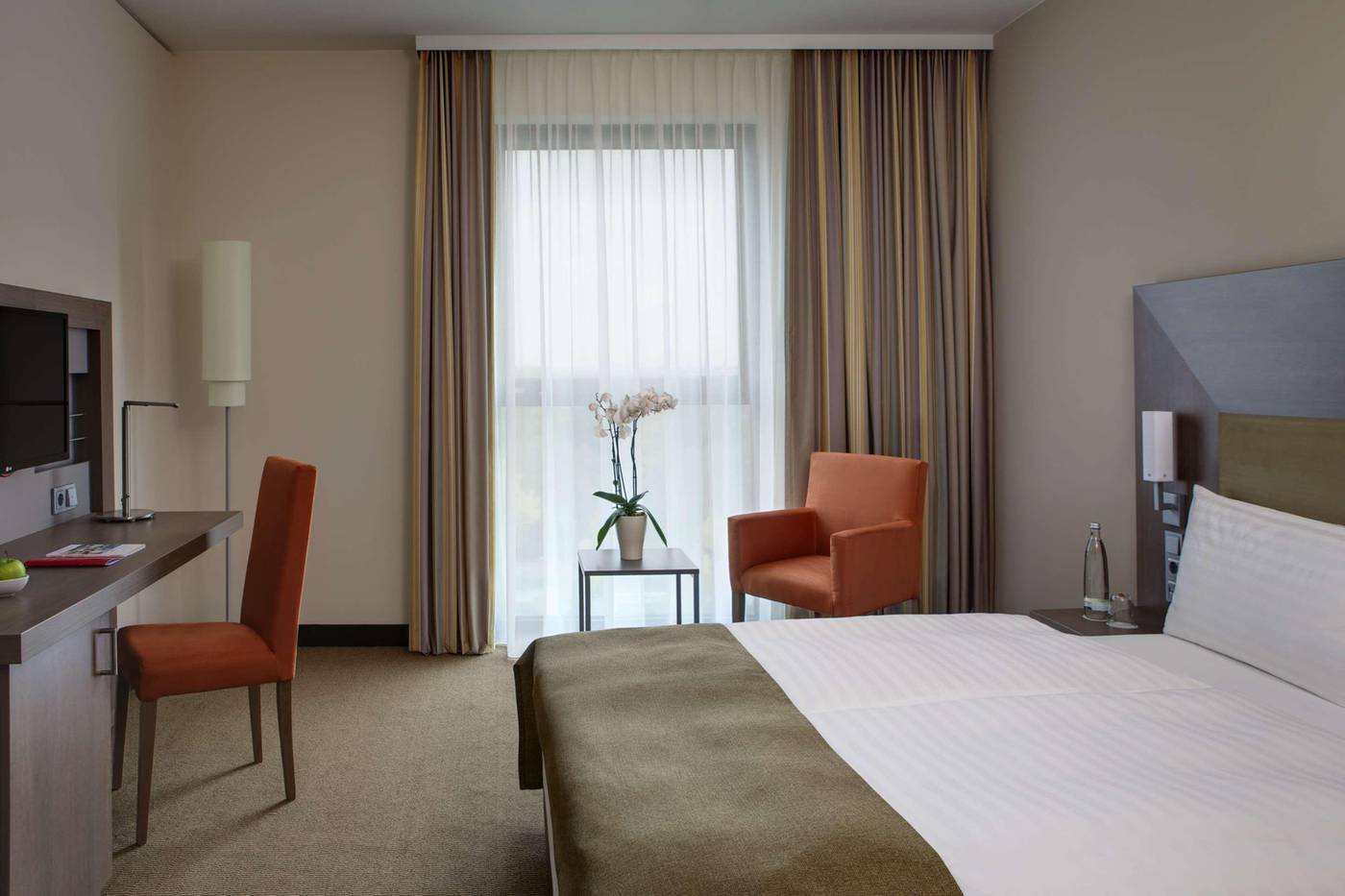 IntercityHotel-Berlin-Hauptbahnhof-Room-6