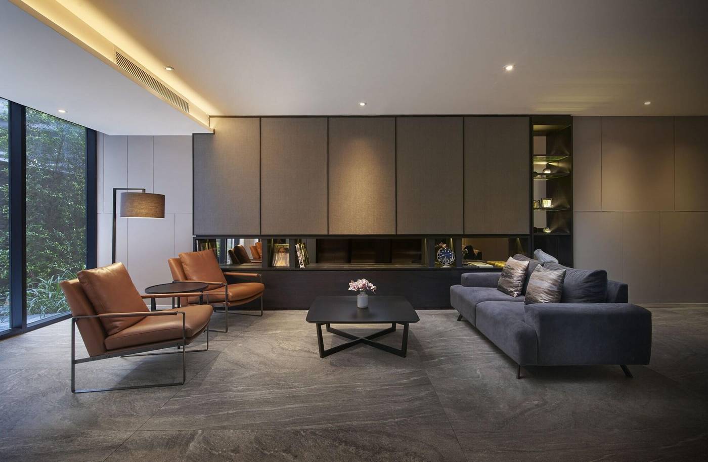 Walton-Suites-Sukhumvit-Lobby-13