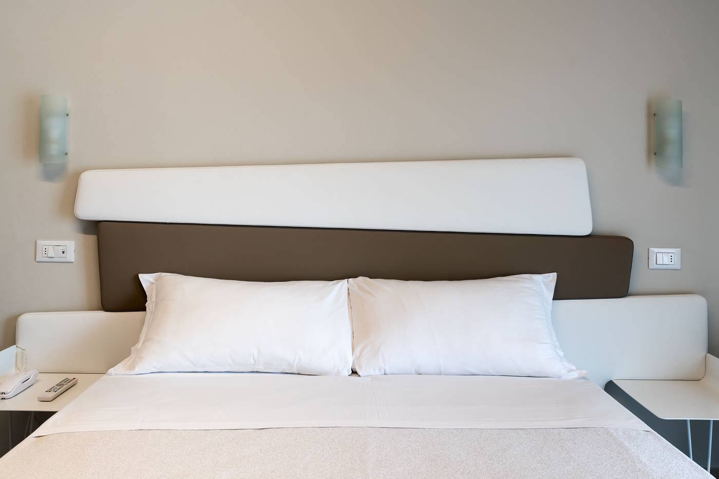 Saracen-Sands-Hotel---Congress-Centre-Room-55