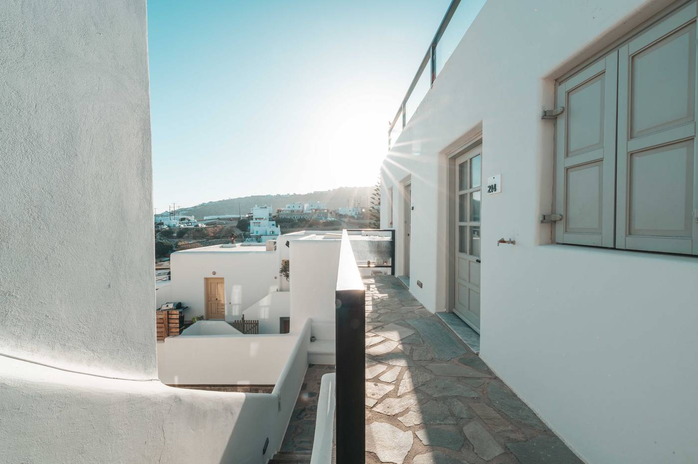 Mr---Mrs-White-Mykonos-Room-58