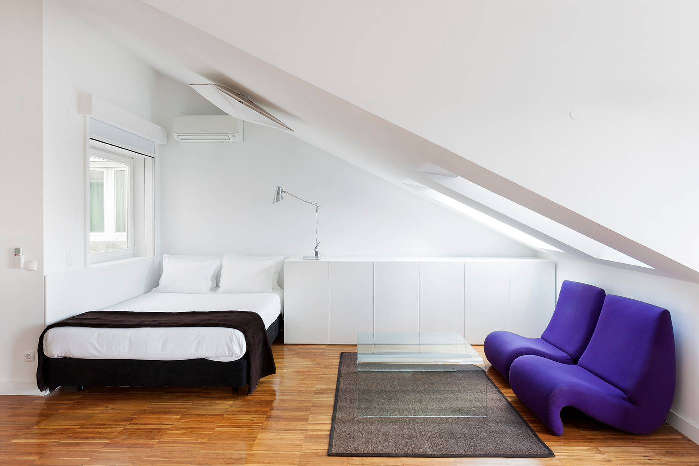 Hello-Lisbon-Bairro-Alto-Room-18