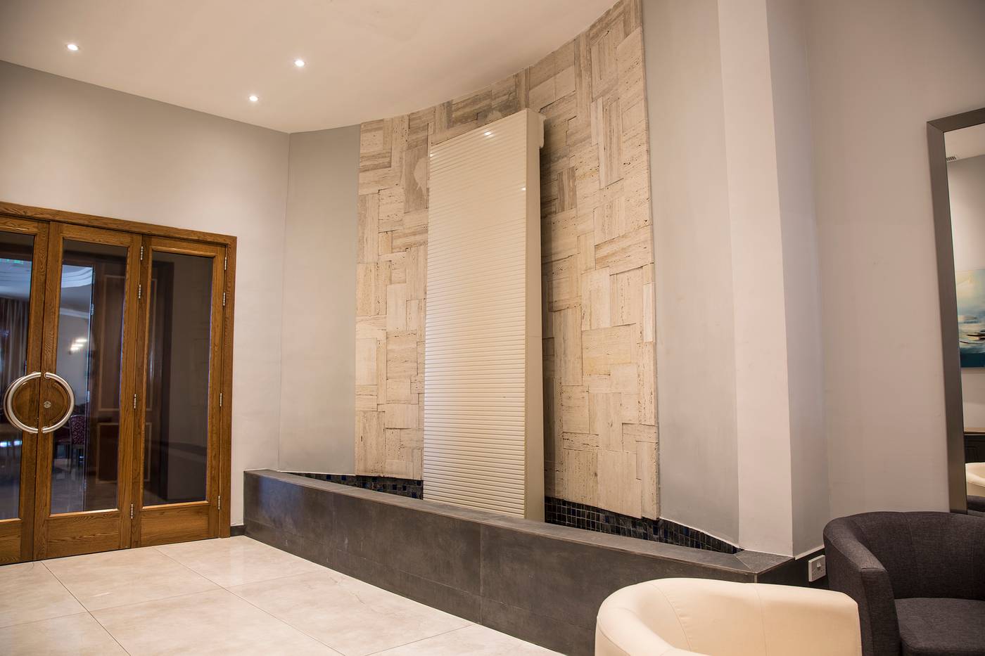 Paradise-Bay-Resort-Hotel-Lobby-51