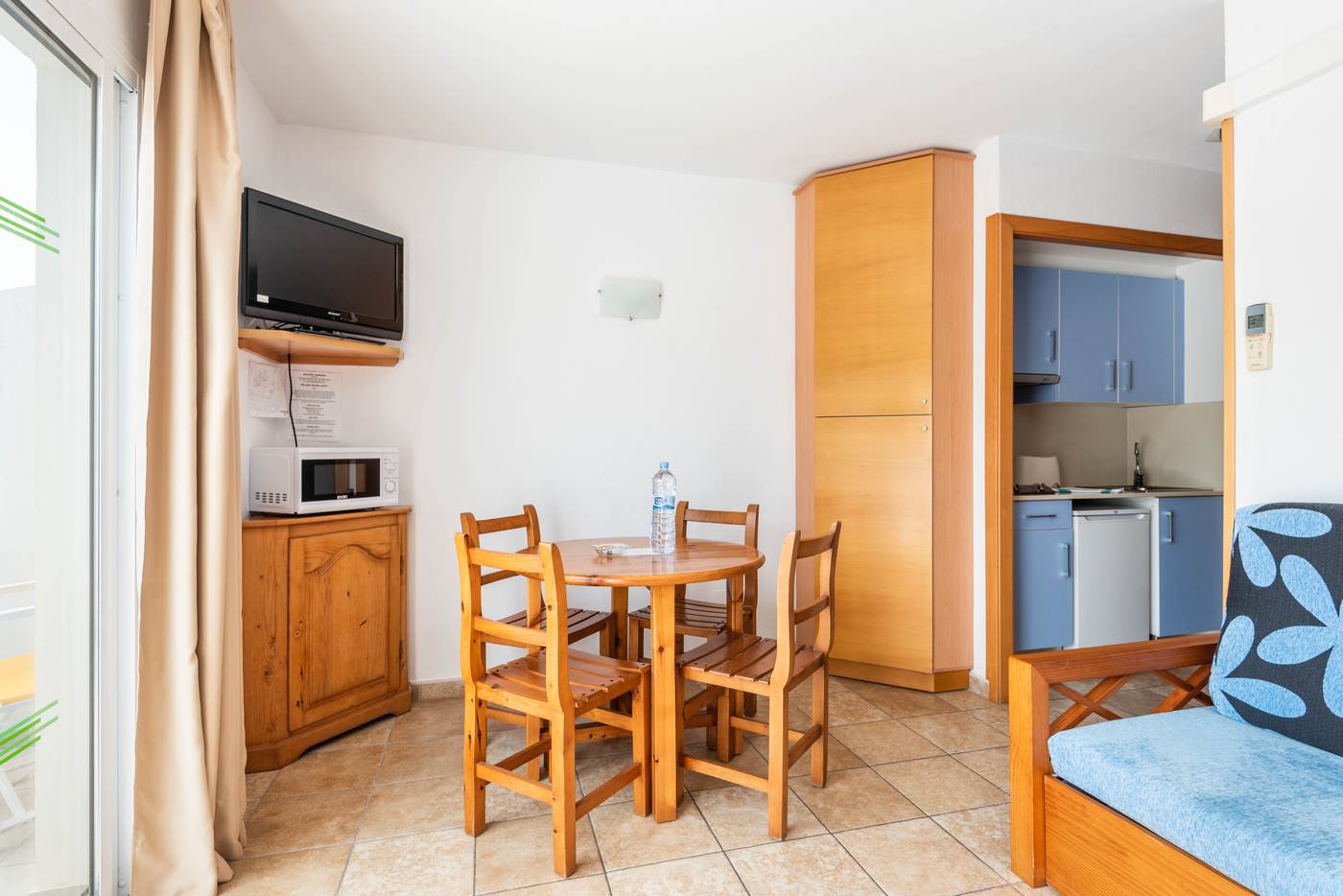 Galdana-Gardens-Apartments-Room-37