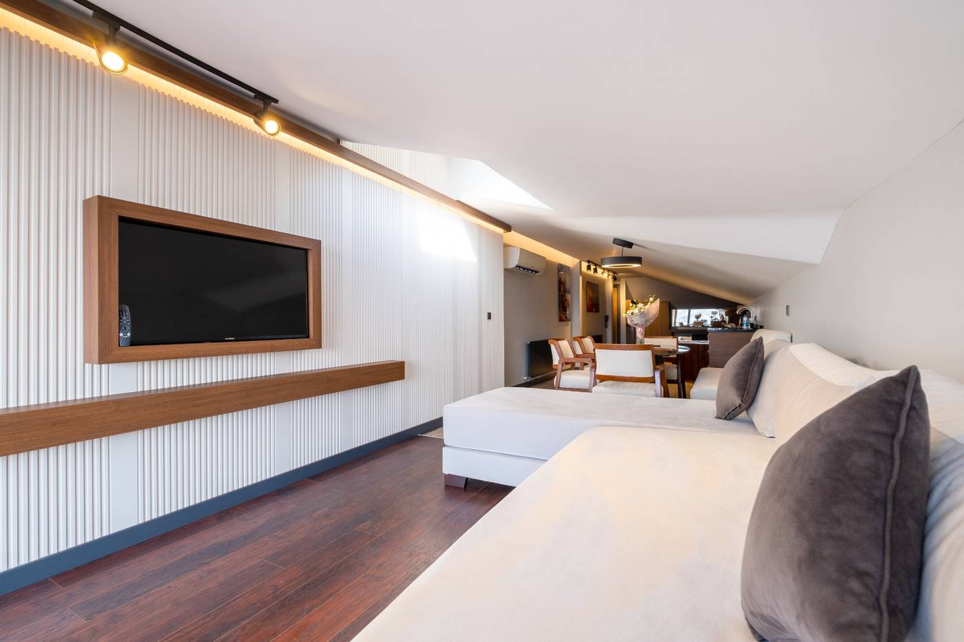 216-Bosphorus-Suite-Room-35