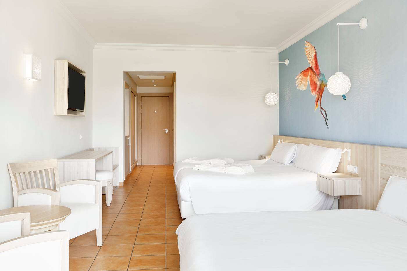 Iberostar-Waves-Founty-Beach-Room-38