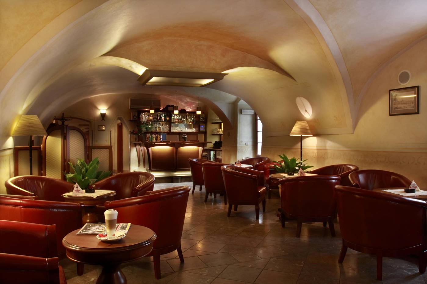 Hotel-Elite-Prague-Bar-13