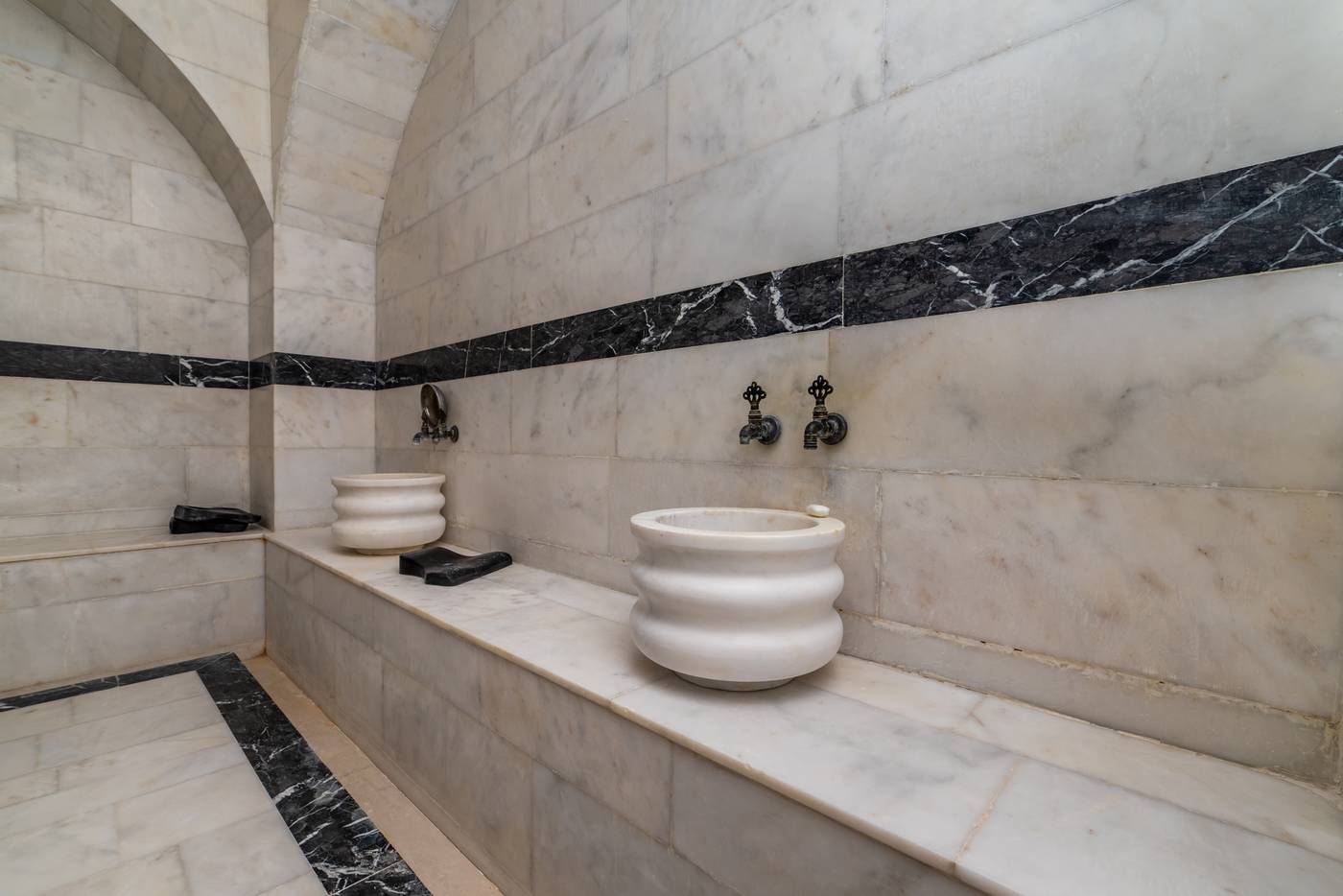 Monachus Hotel & Spa