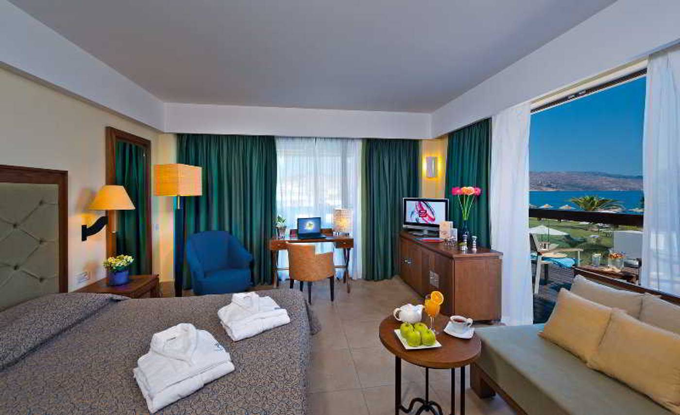 Cavo-Spada-Room-37