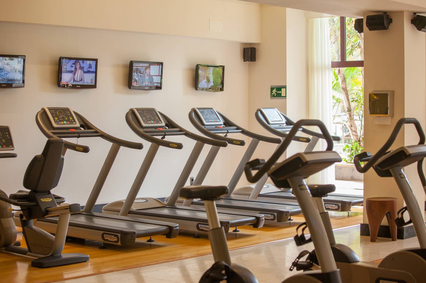 Lopesan-Costa-Meloneras-Resort---Spa-Sports-and-Entertainment-56