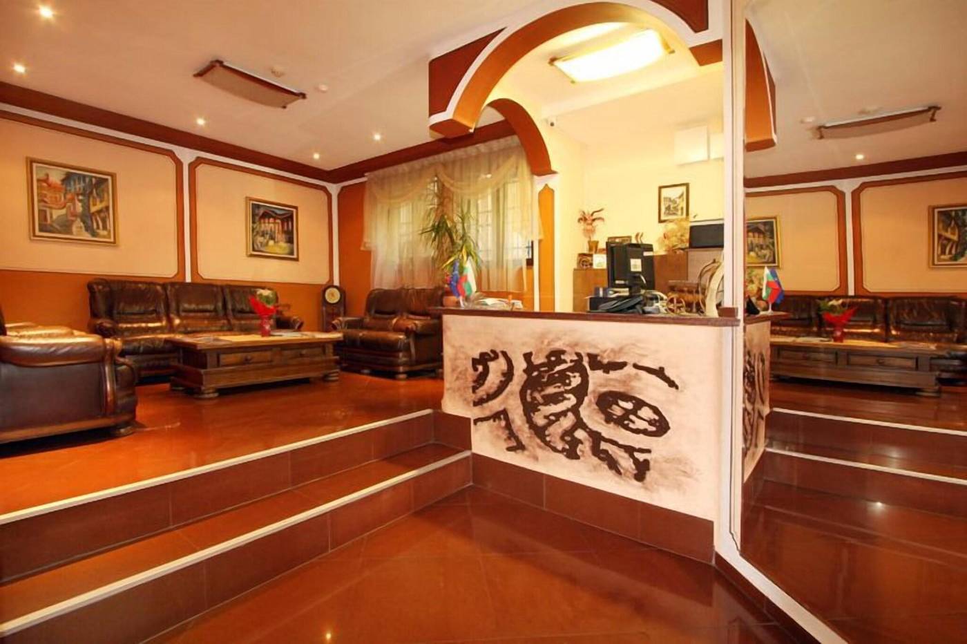 Alafrangite-Hotel-Lobby-5