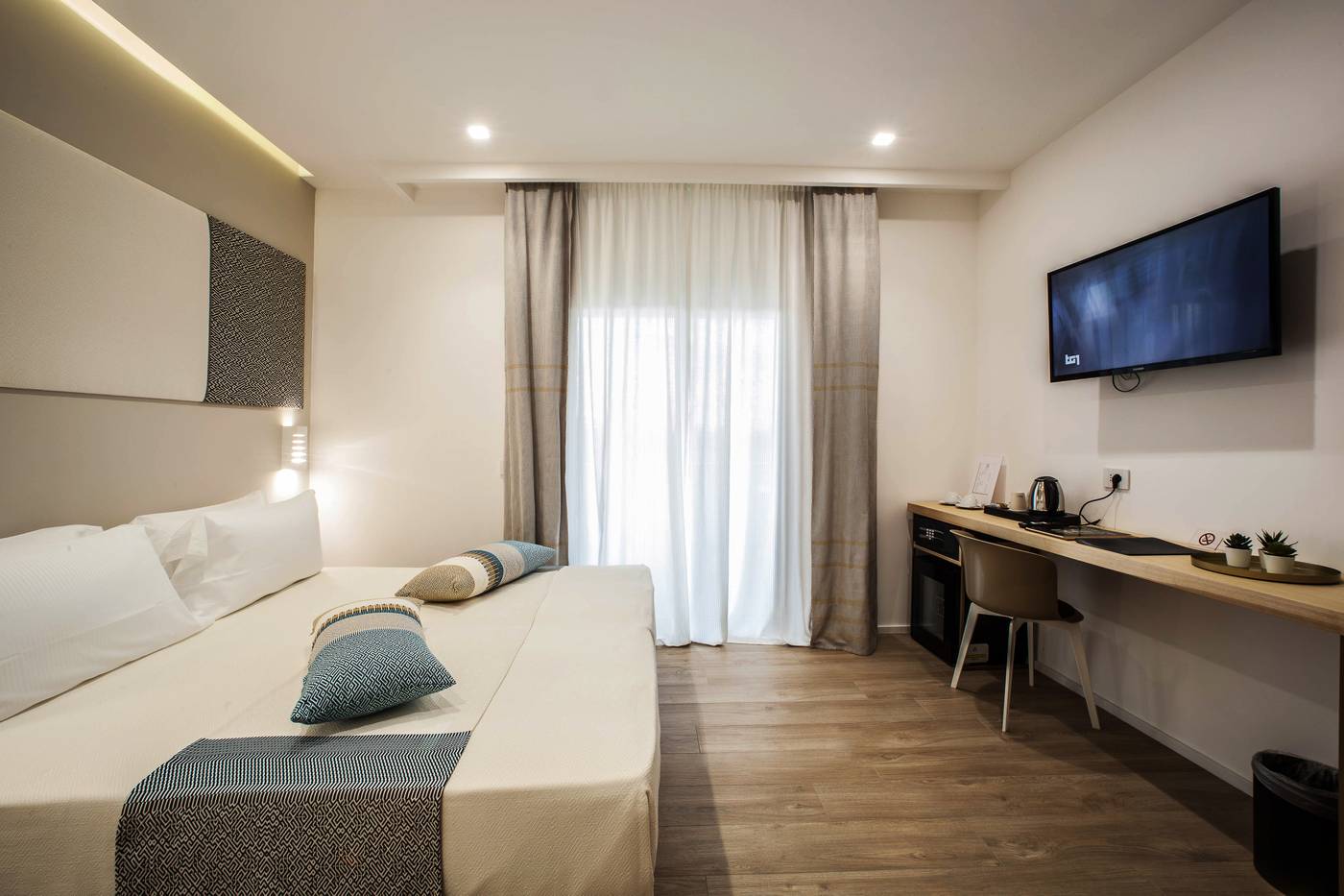 Noha-Lifestyle-Hotel---Adults-Only-Room-21