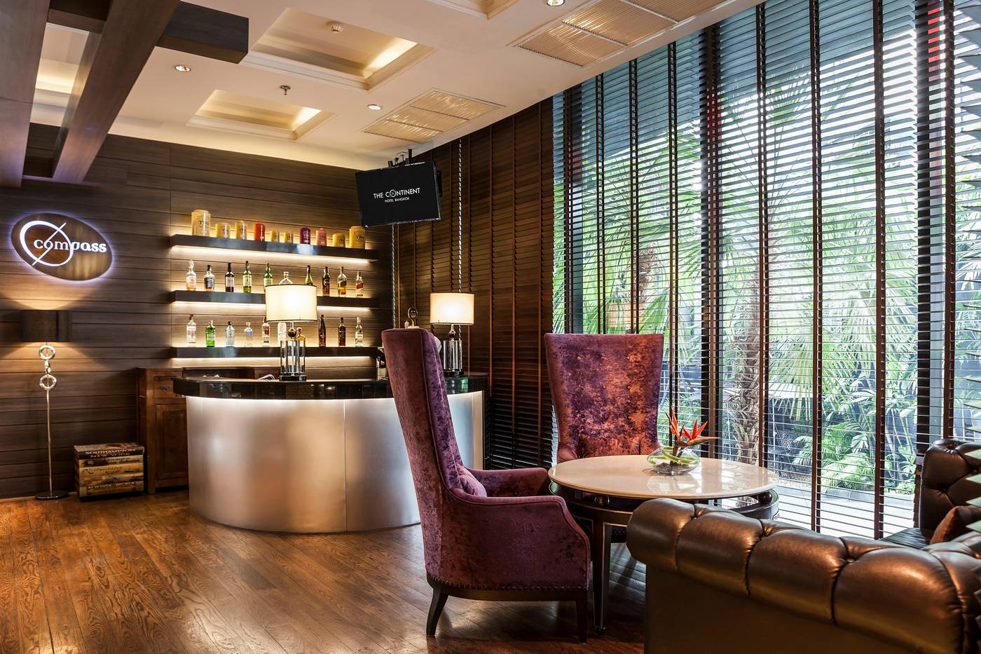 The-Continent-Hotel-Sukhumvit---Asok-BTS-Bangkok-Lobby-24